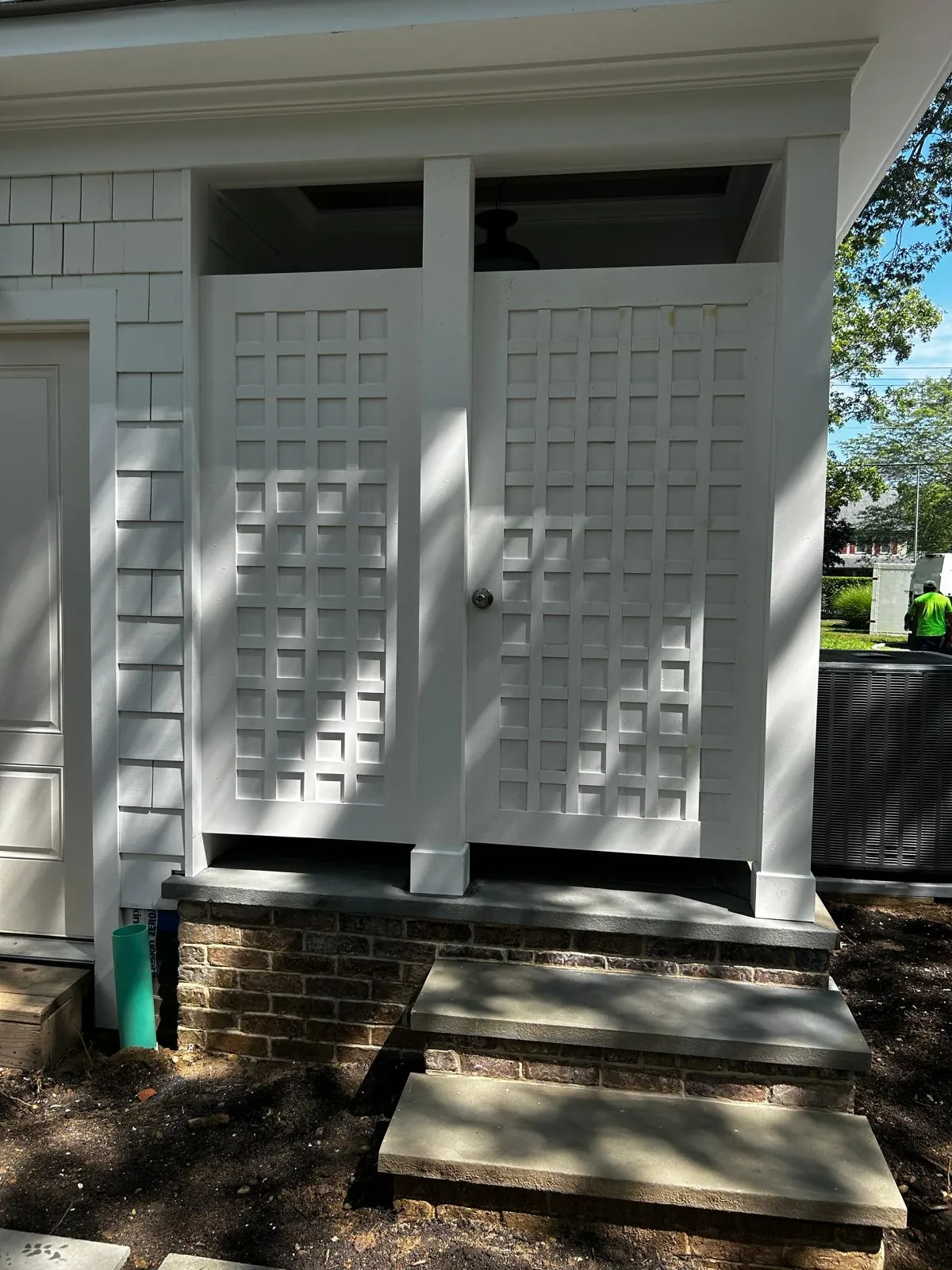 outdoor shower East Quogue, NY