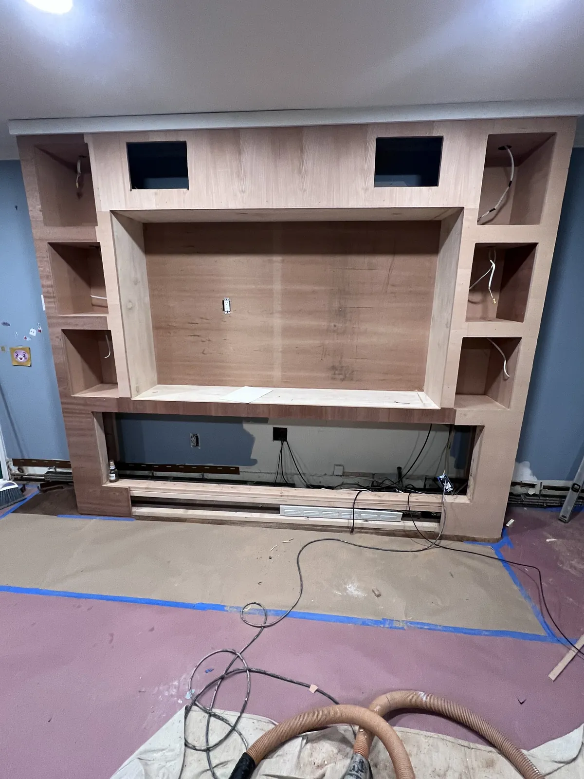 Custom entertainment built-in installation