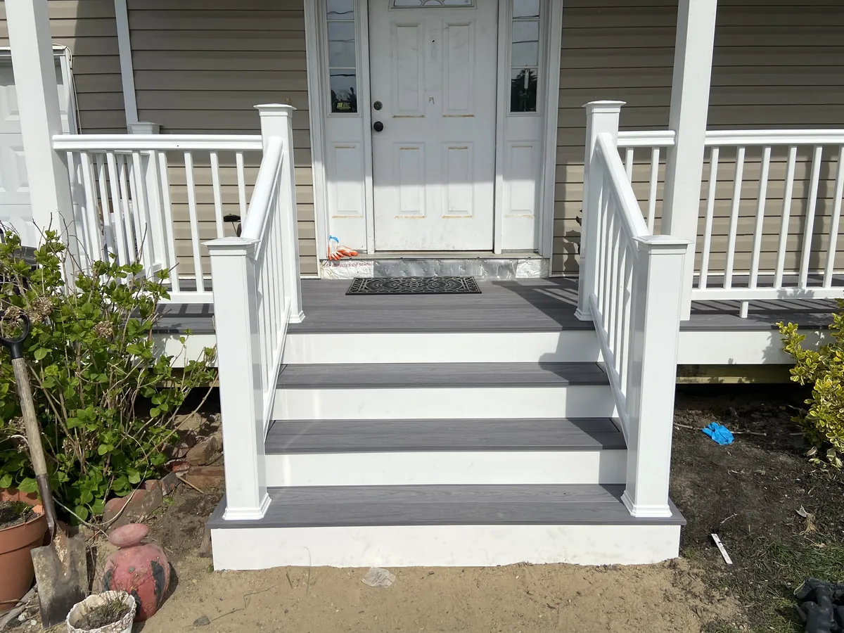 Multi-level deck in Long Island