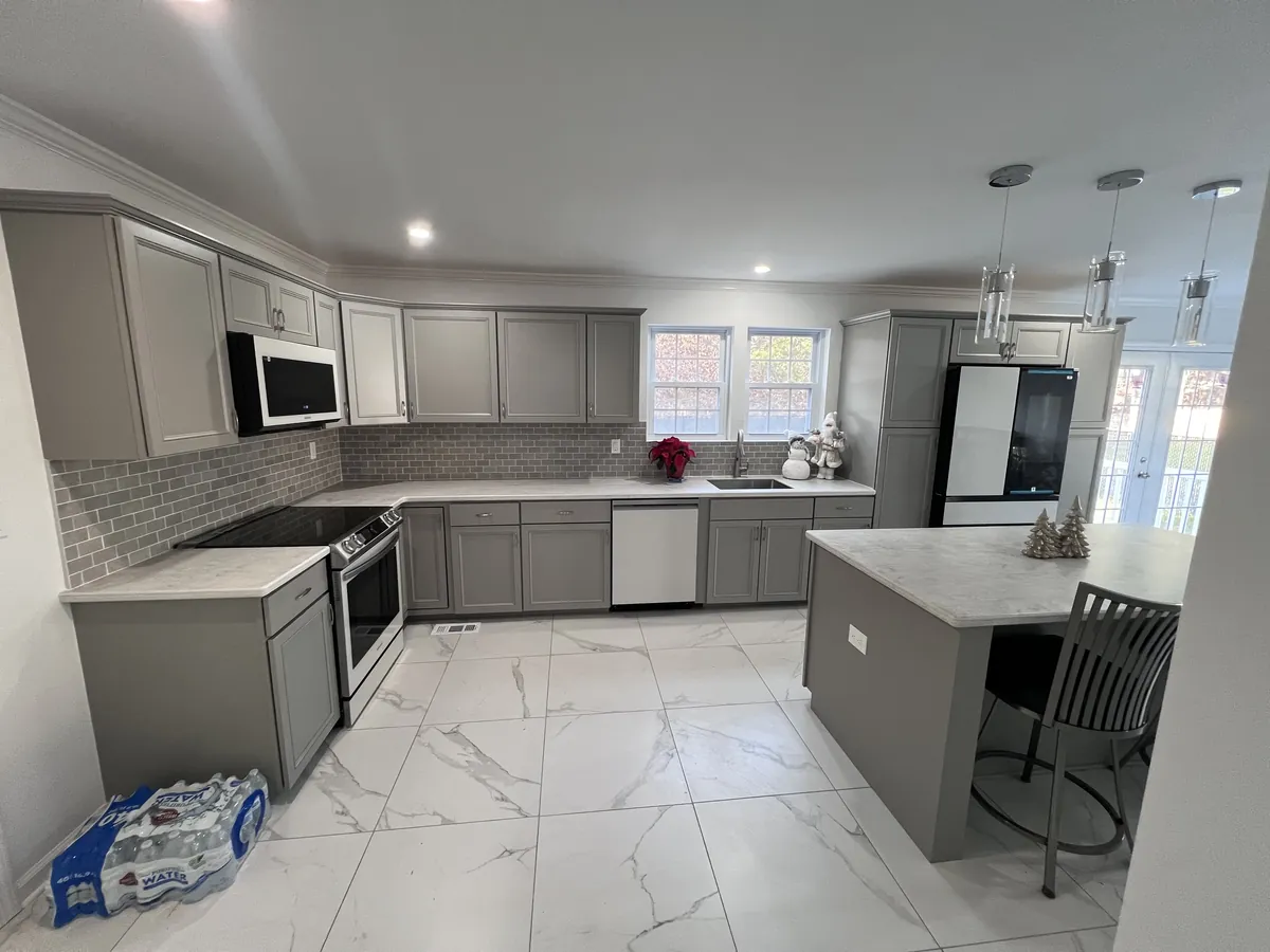 Complete kitchen remodel by Gonzaga Builders